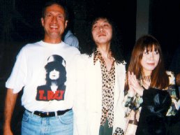 Mark McL and two Japanese fans