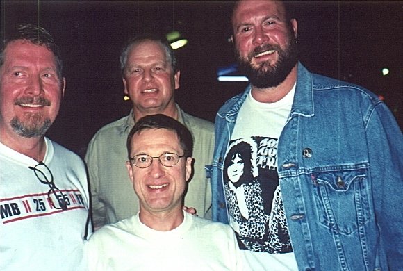 Klub Xtreme: Ron, Gordon, MarkMcL, Simes